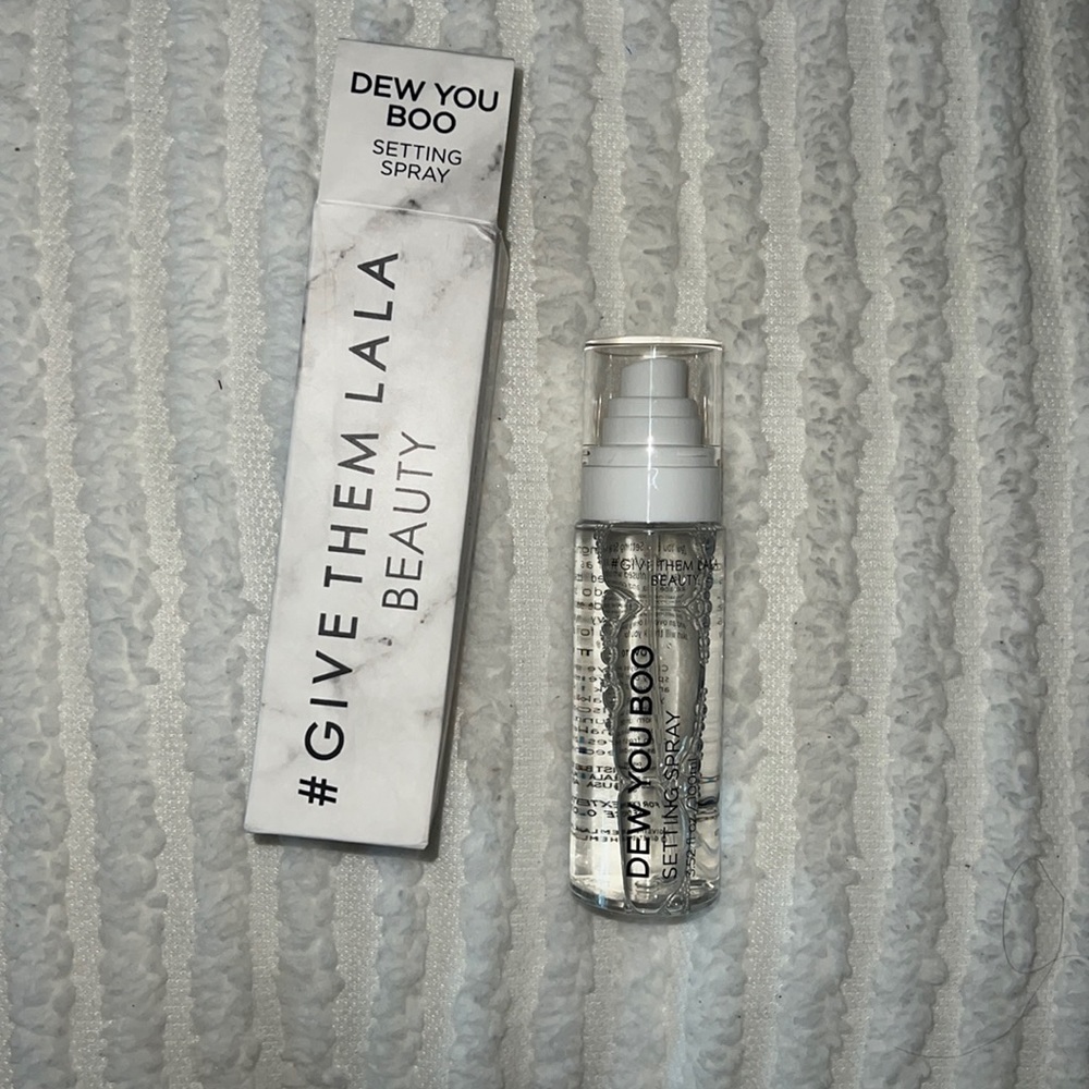 Give them LaLa setting spray